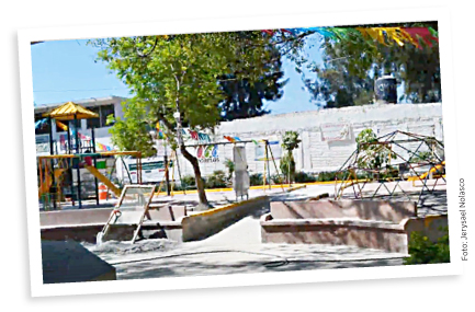CIUDADANOS RESCATAN PARQUE RAMÓN FERNÁNDEZ NAVARRO